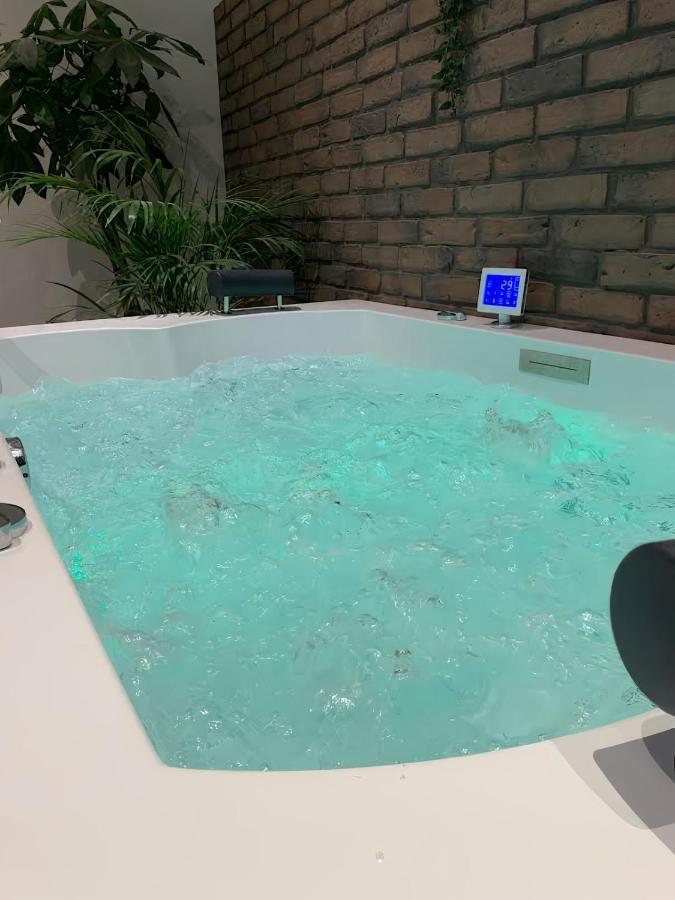 V' Appart Spa Haussmannien Troyes Extérieur photo